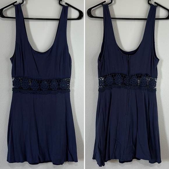 Tobi Blue Mini Dress with Crochet Flower Waist Insert - S - Picture 5 of 10
